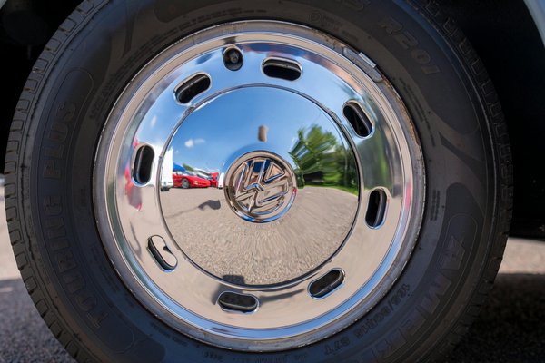 Évolution des normes de sécurité automobiles au fil des années